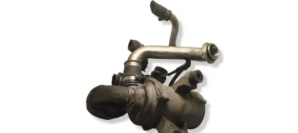 BMW 3 E92 E93 Water pump 7586928