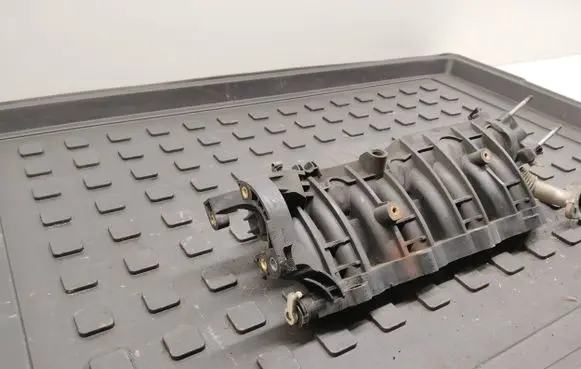KIA Sportage Intake manifold