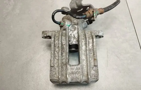 Volkswagen Scirocco Rear brake caliper