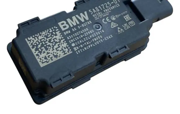 BMW X7 G07 Keyless system antenna 5A81725 A3C10274508 61355A81725