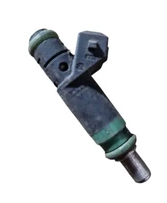 Ford Mondeo Mk III Fuel injector 9f593
