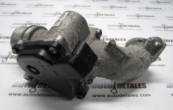 Nissan Qashqai+2 Throttle valve 8200614985