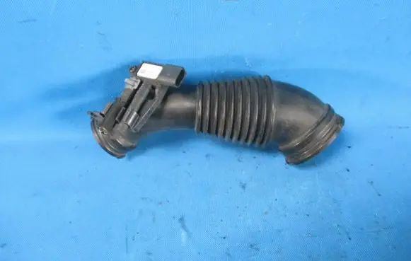 Audi A4 S4 B8 8K Air intake duct part 059129615E