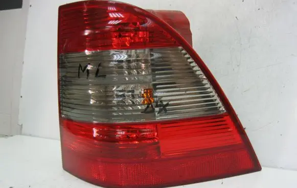 Mercedes-Benz ML W163 Rear/tail lights A1638202664