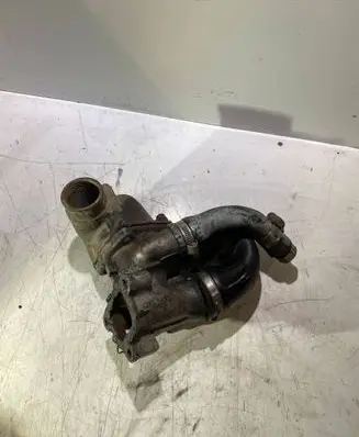 Thermostat/thermostat housing