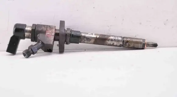 Ford Galaxy Fuel injector 9657144580