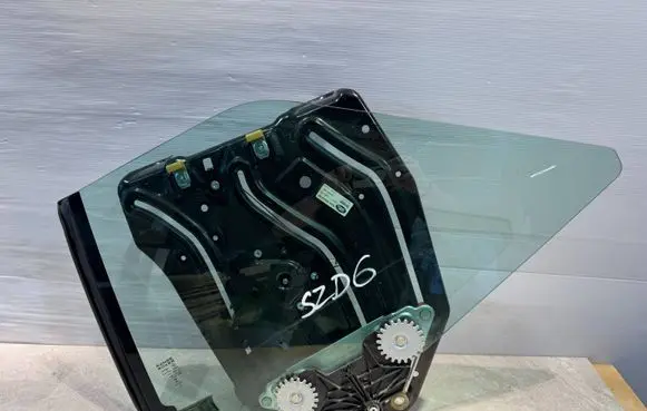Land Rover Evoque I Rear side window GJ32304A45AESZD6 C41901106 L538CRR