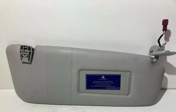 BMW 5 E60 E61 Sun visor 7066650