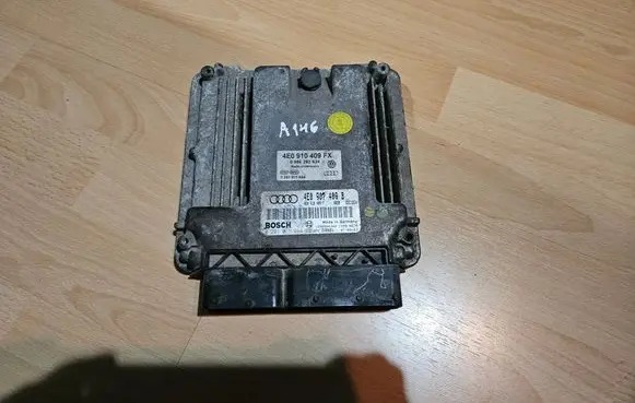 Audi A8 S8 D3 4E Engine control unit/module 4E0907409B