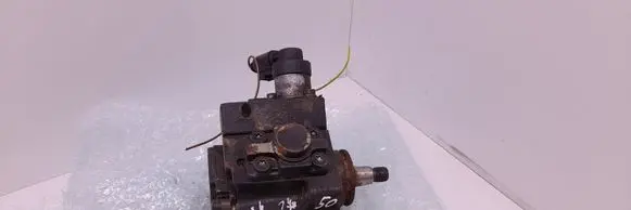 Audi A4 S4 B7 8E 8H Fuel injection high pressure pump 059130755S