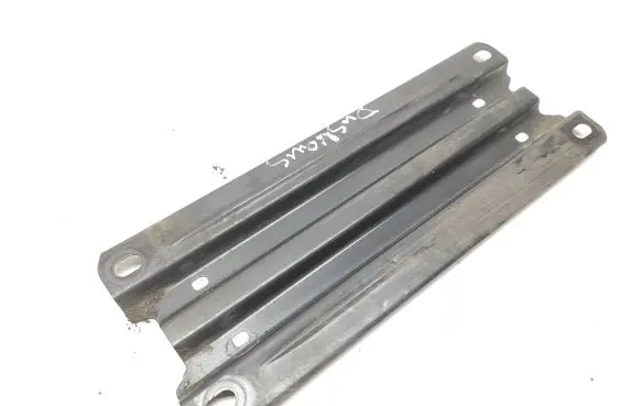 Mercedes-Benz A W177 Muffler mount bracket/holder 
