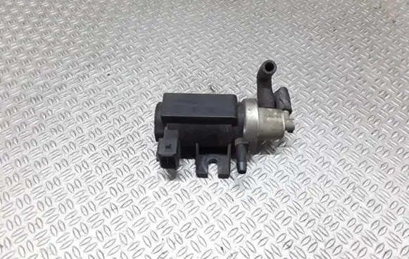 Audi A2 Turbo solenoid valve 1H09066274A
