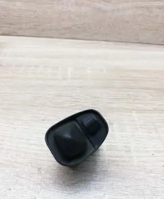 Wing mirror switch