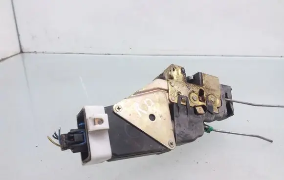Mitsubishi Space Star Front door lock