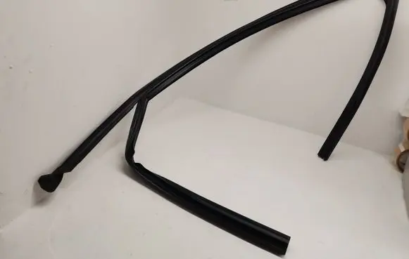 BMW 3 F30 F35 F31 Rubber seal front door window/glass 7414531
