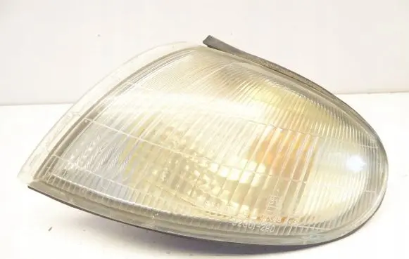 Hyundai Lantra II Front indicator light