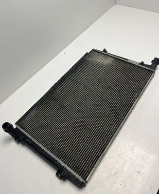 Volkswagen PASSAT B6 Coolant radiator 1K0121251AK