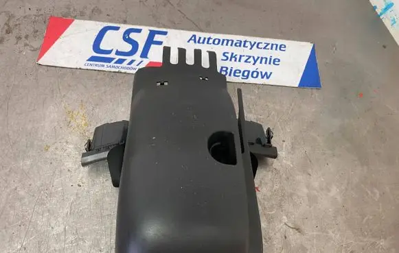 Skoda Octavia Mk2 (1Z) Steering wheel column trim 3T0858559D
