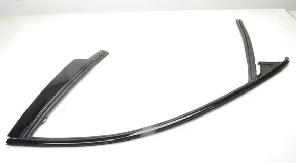 Volvo XC60 Front door rubber seal 31856284