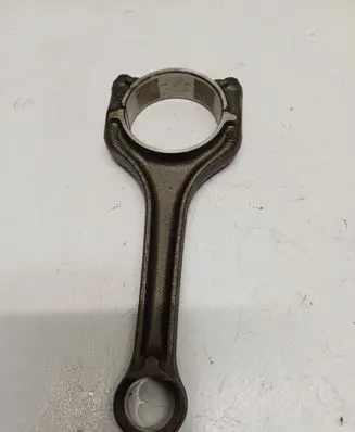 Volkswagen PASSAT B8 Connecting rod/conrod 04EBD