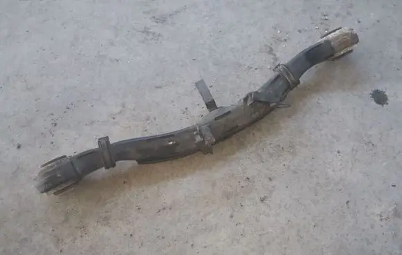 Mercedes-Benz ML W166 Rear control arm A1664230723