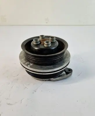Volkswagen Touran I Water pump 03C880727D
