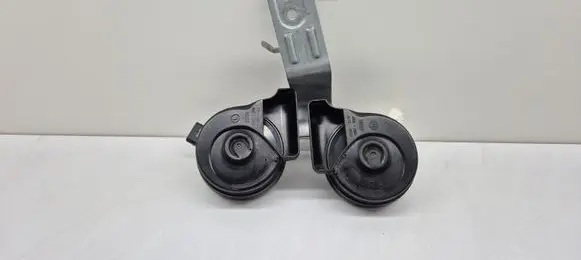 Renault Captur II Horn signal 256106259R