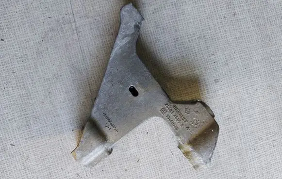Renault Trafic III (X82) Gearbox mounting bracket 244834609R