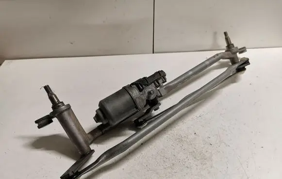 Land Rover Range Rover L405 Front wiper linkage and motor CPLA17500BD