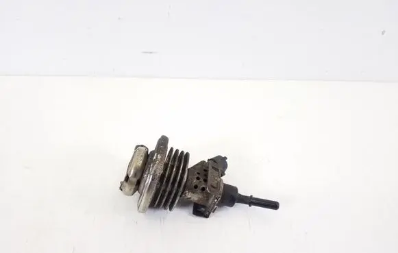 Mercedes-Benz X-class W470 AdBlue injector A0004900713