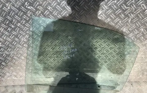 Mitsubishi Carisma Rear door window glass