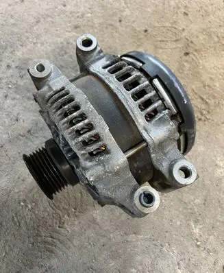Jeep Grand Cherokee Generator/alternator P04801835AB P04801835A 1042106591