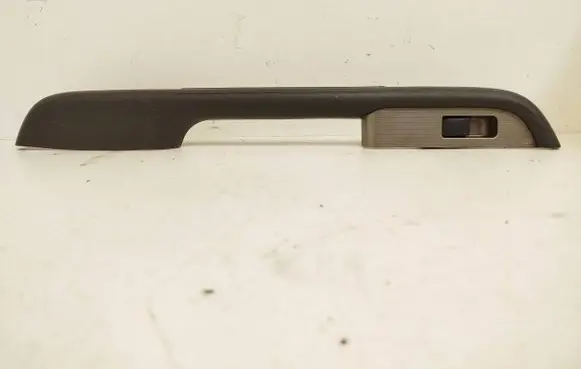 Nissan X-Trail T30 Electric window control switch 829488H300X