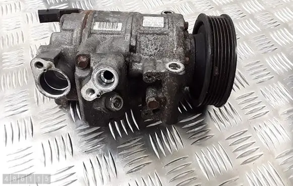 Volkswagen Golf VI Air conditioning (A/C) compressor (pump) 1k0820859t