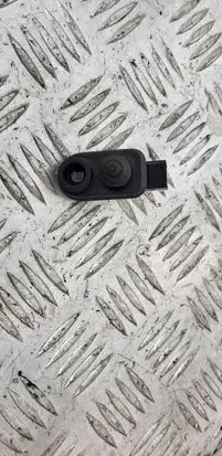 Mitsubishi L200 Front door sensor 