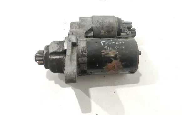 Volkswagen Touran I Starter motor