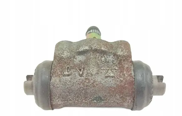 Mitsubishi Galant Eterna Rear brake cylinder MB193411