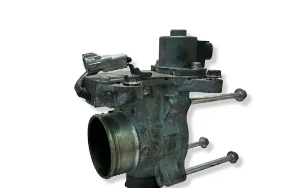 Toyota Land Cruiser (J120) Electric throttle body valve 2610030050