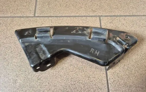 Hyundai ix35 Headlight/headlamp mounting bracket