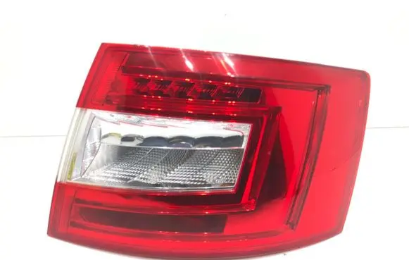 Skoda Octavia Mk3 (5E) Rear/tail lights 185311-02