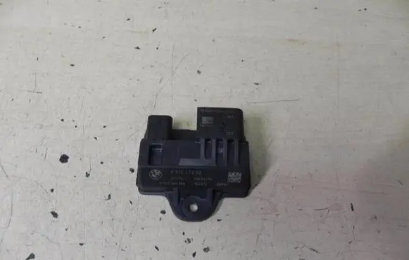 BMW X5 F15 Glow plug pre-heat relay 851947202 VD6867