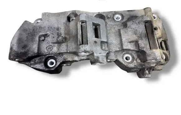 BMW 3 E90 E91 Generator/alternator bracket 8506863
