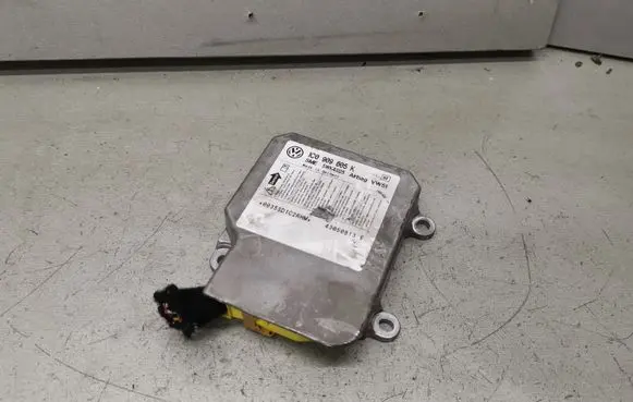 Volkswagen Polo IV 9N3 Airbag control unit/module 1C0909605K