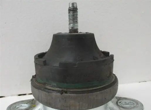 Citroen C5 Engine mount vacuum valve 