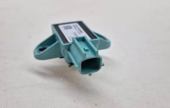 Audi Q5 SQ5 Airbag deployment crash/impact sensor 8K0955557C 5WK4380902 092715