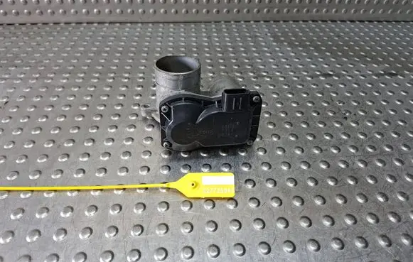 Suzuki SX4 Throttle body valve S27725043 68P0
