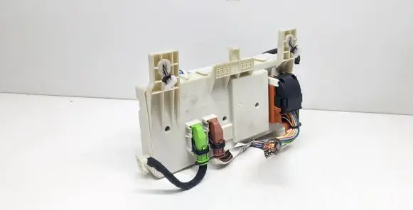 Volvo V50 Fuse module 31254903 31268178