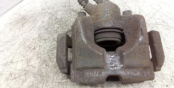 BMW 1 E81 E87 Front brake caliper 5424