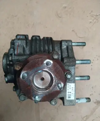 Toyota RAV 4 (XA30) Gearbox transfer box case W82