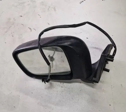 Nissan Vanette Front door electric wing mirror E13015011 E13020078